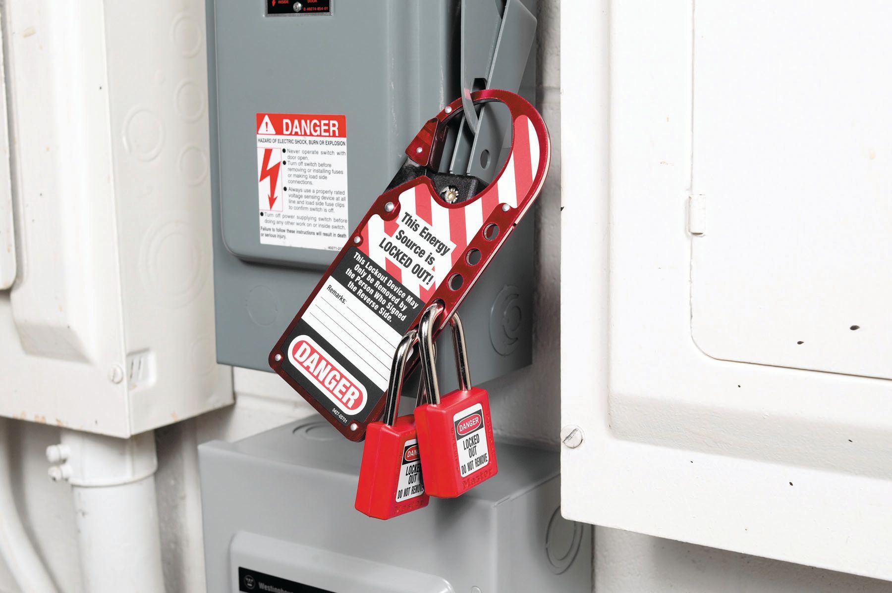 Master Lock® 427 Labeled Safety Lockout Hasp