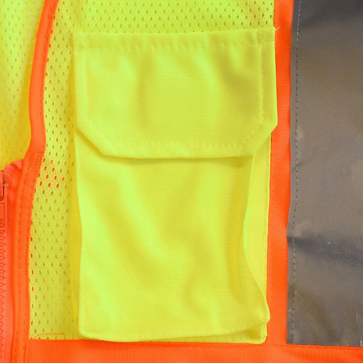 Radians Radwear® SV2725-3ZGM/2XL Type R Class 3 Self Extinguishing Multipurpose Surveyor Vest