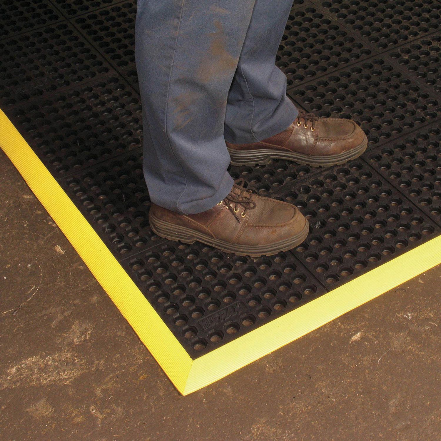 NoTrax® Niru® Cushion-Ease® 650-3x3/B Anti-Fatigue/Anti-Slip Mat